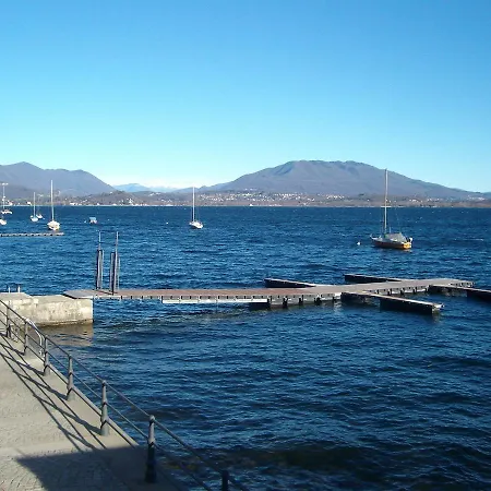 Magnificent Holiday In Near Lake * Lesa