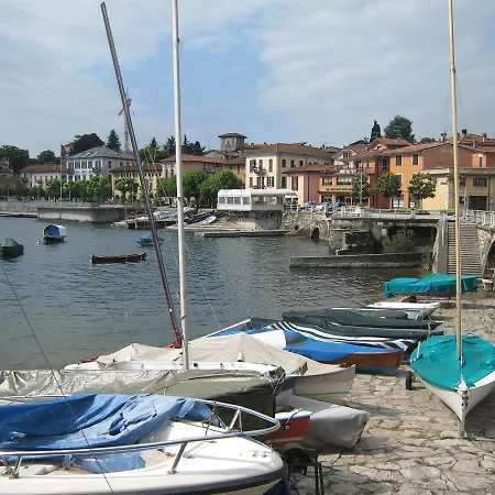Magnificent Holiday In Near Lake * Lesa